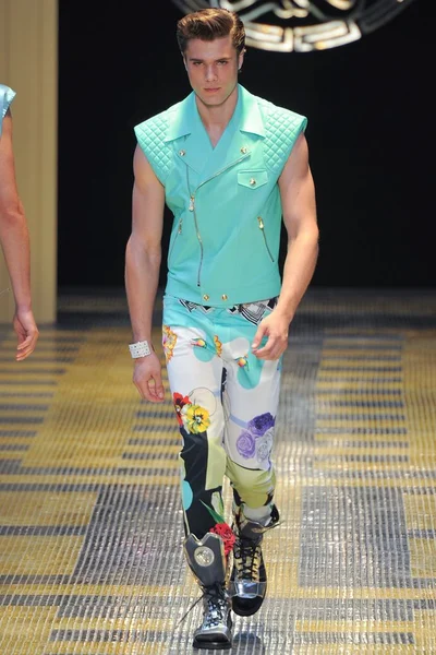 Look 20